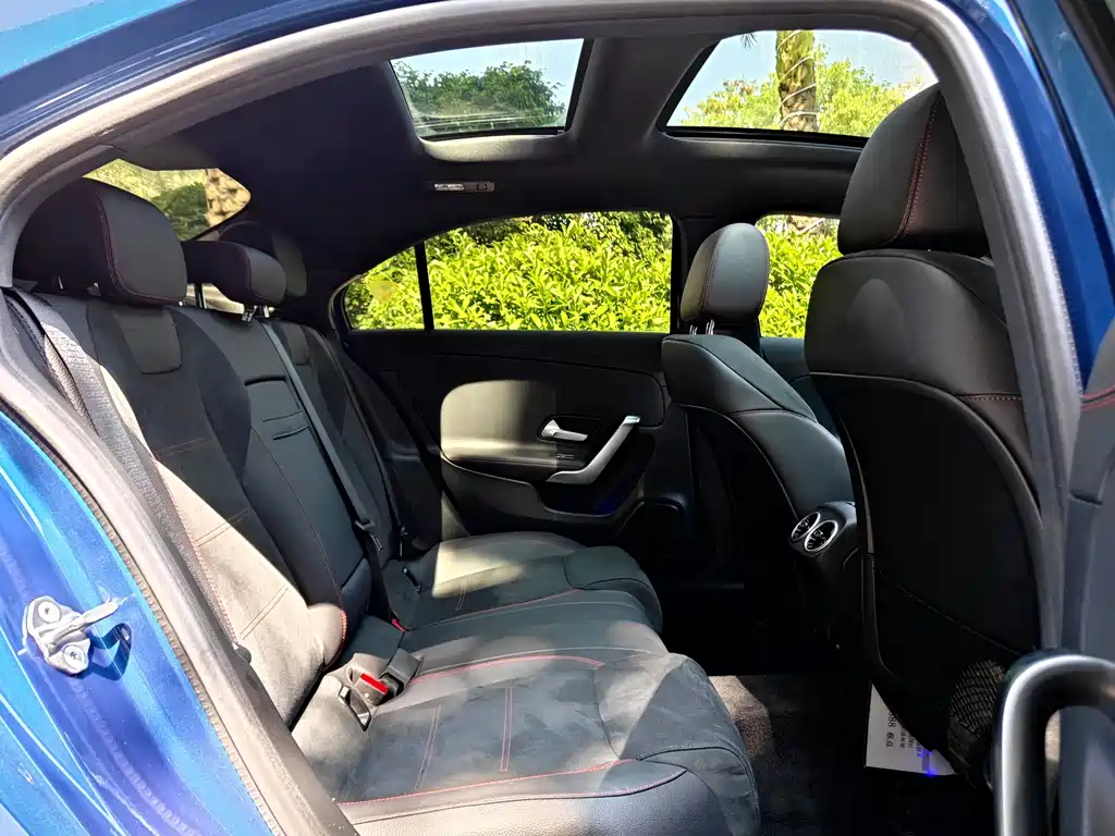 Mercedes-Benz A-Class — миниатюра 23