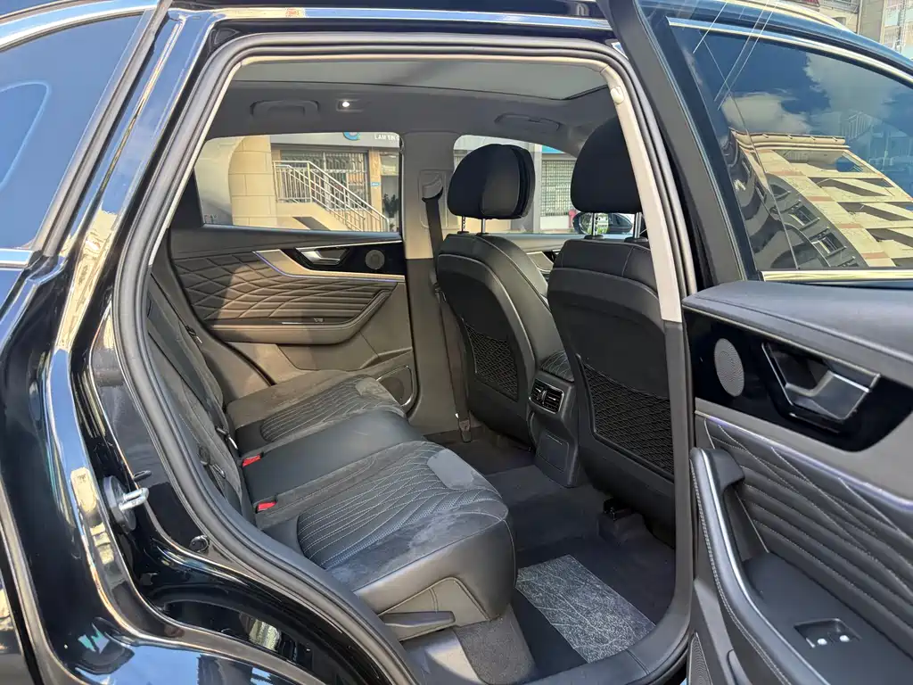 Hongqi Hongqi HS5 - фото 8