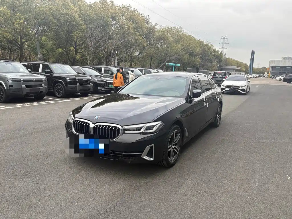 BMW 5 Series 2023