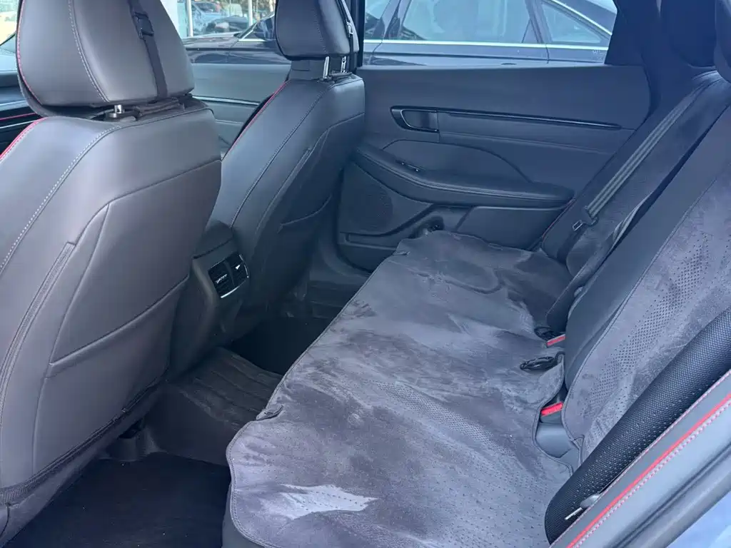 Hyundai Sonata — миниатюра 5