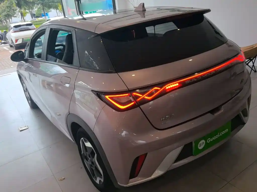 BYD Dolphin — миниатюра 5