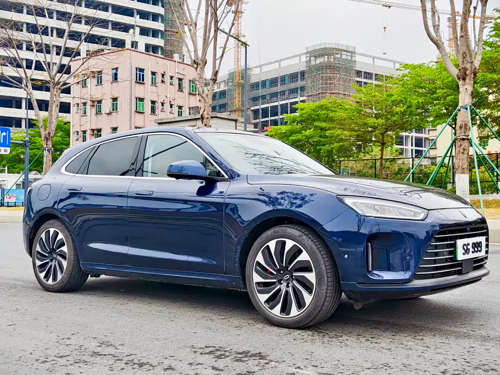 AITO ASK THE WORLD M5