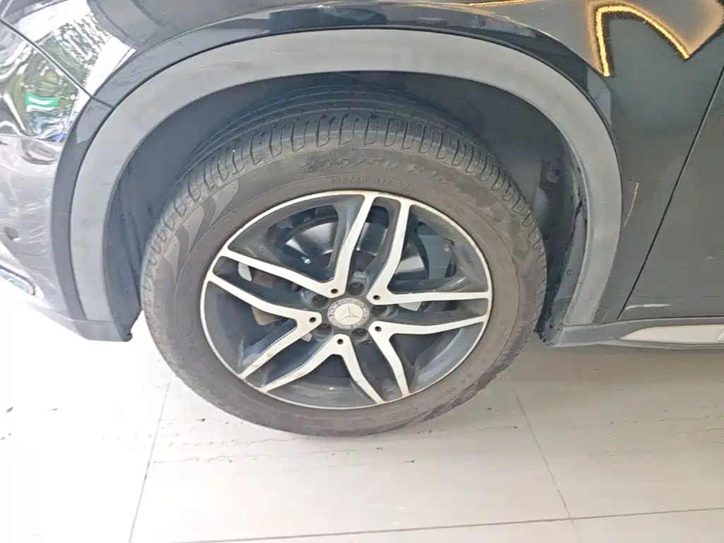 Mercedes-Benz GLA — миниатюра 23