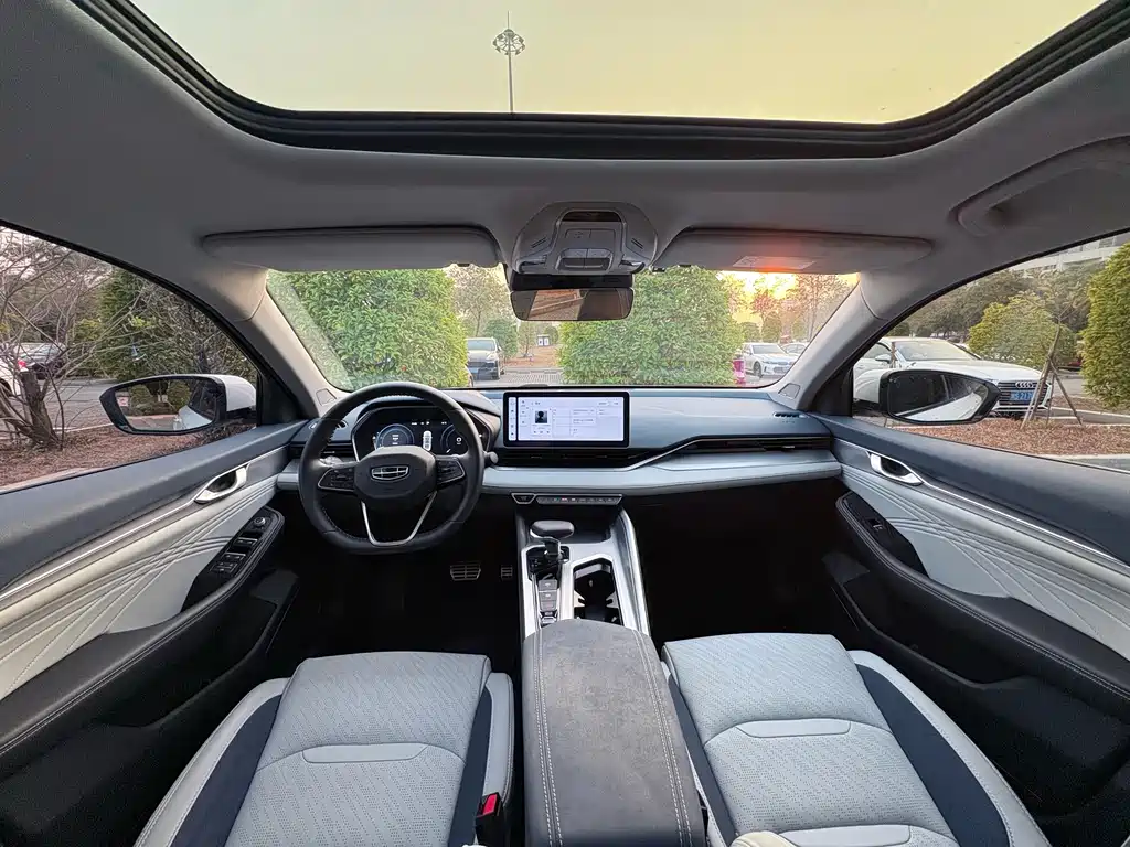 GEELY AUTOMOBILE XINGRUI