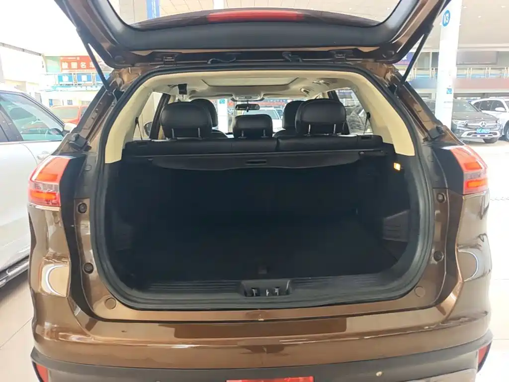 Geely Boyue — миниатюра 19