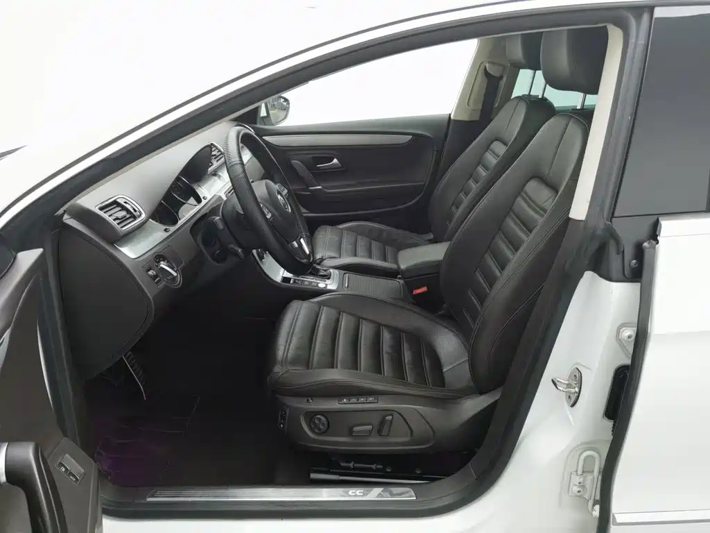 Volkswagen CC — миниатюра 10