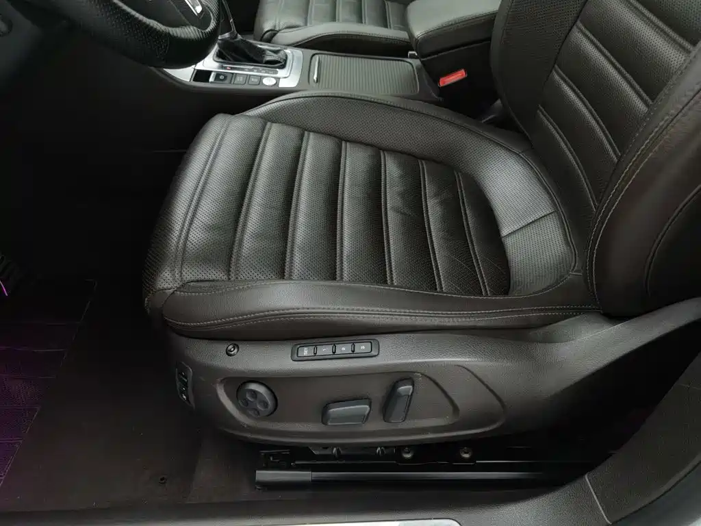 Volkswagen CC — миниатюра 20