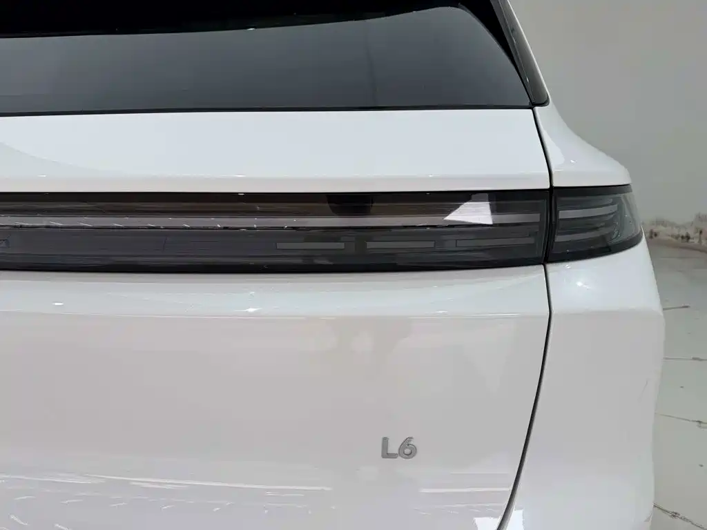 Li Auto Li L6 — миниатюра 10