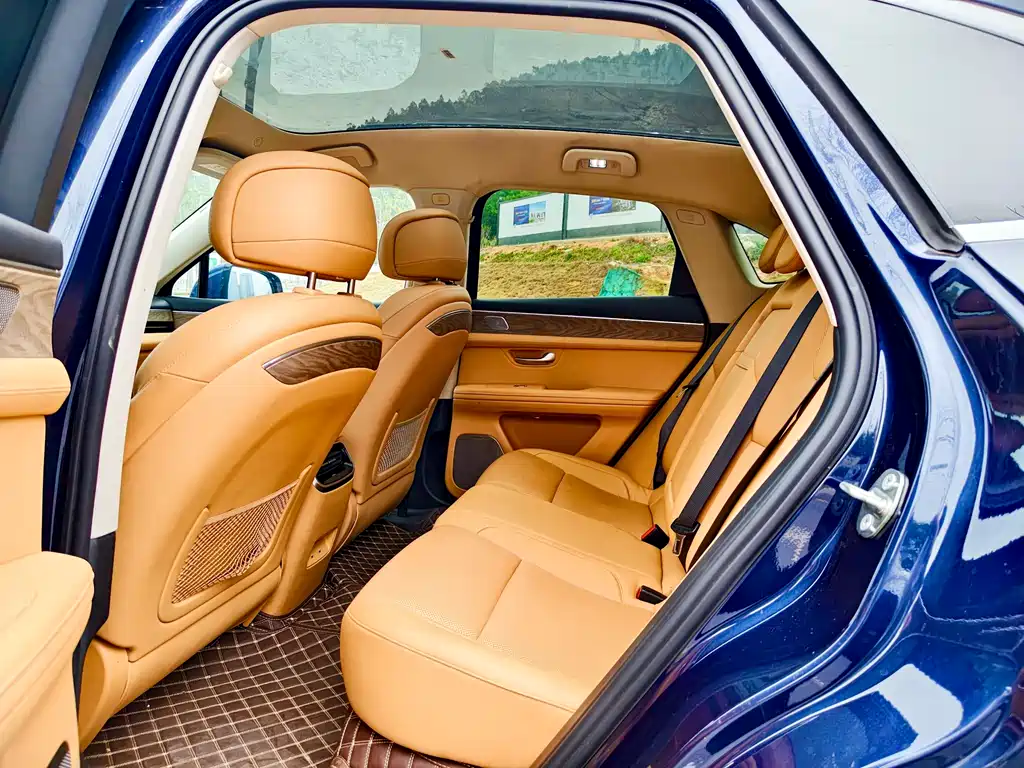 AITO ASK THE WORLD M5