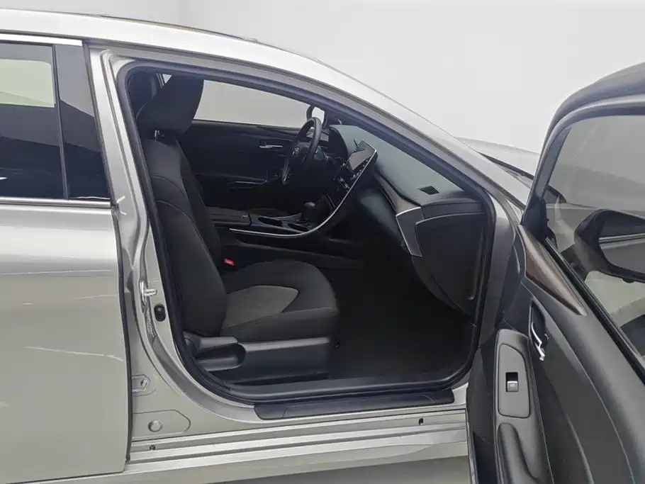 Toyota Avalon — миниатюра 8