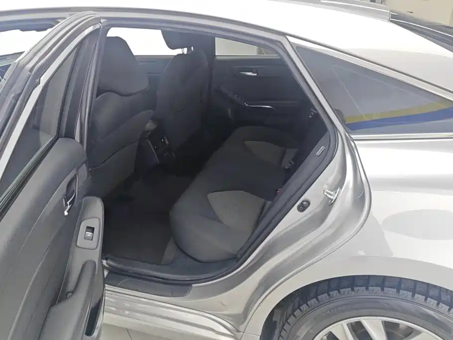 Toyota Avalon — миниатюра 11