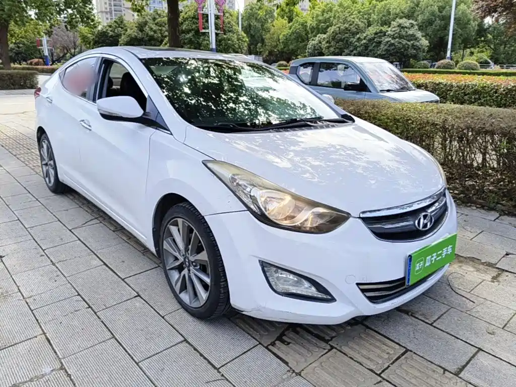 Hyundai Elantra Langdong — миниатюра 4