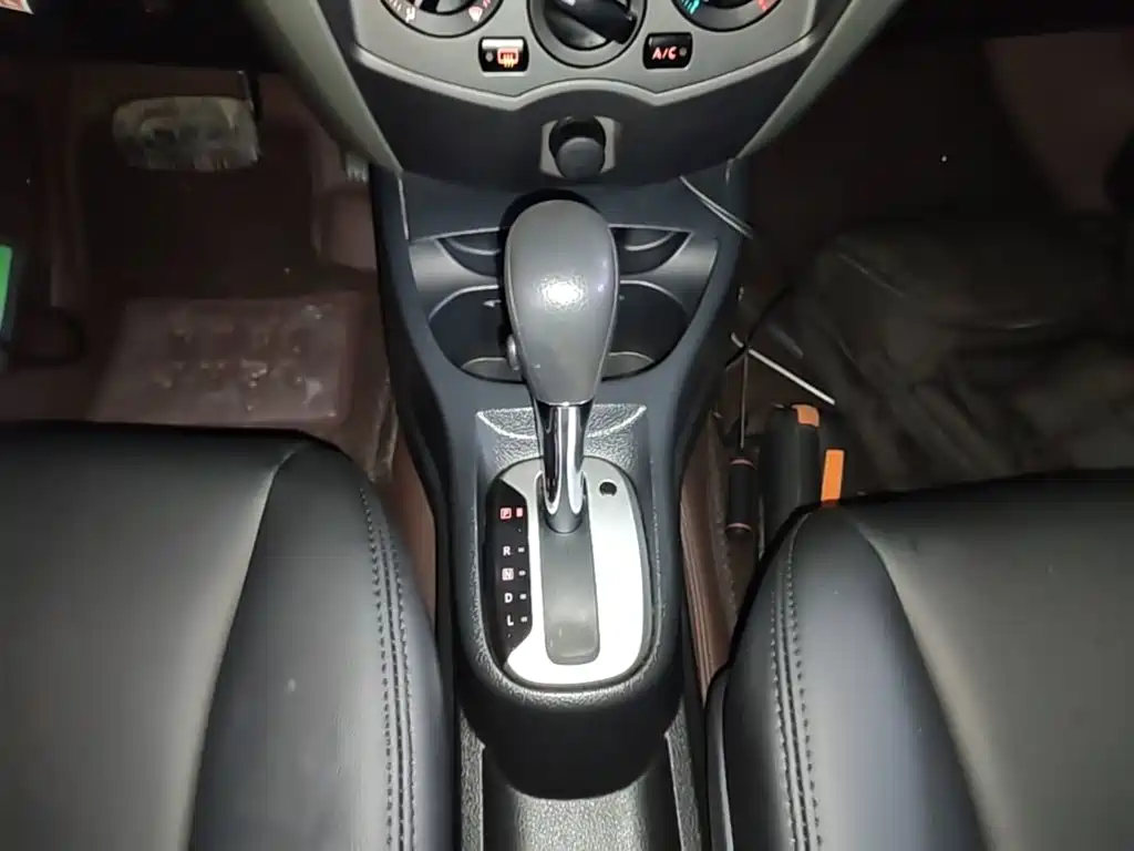 Nissan Livina — миниатюра 14