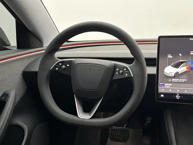 Tesla Model 3 — фотографии объявления, Фото 12