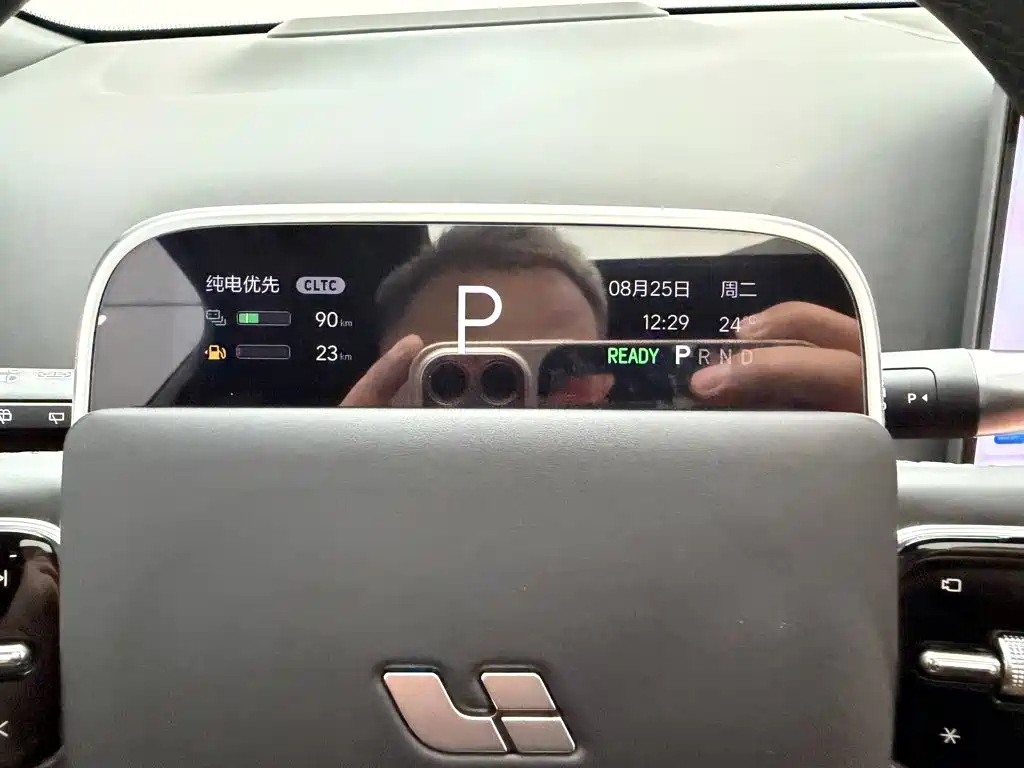 Li Auto Li L8 — миниатюра 21