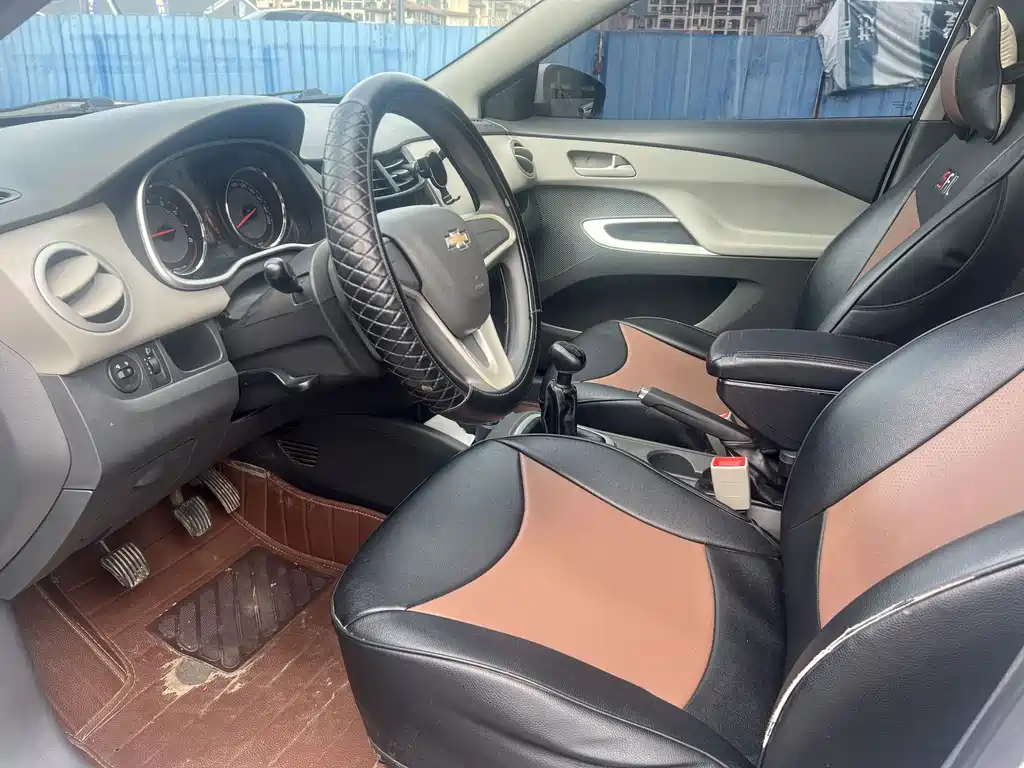 Chevrolet Sail — миниатюра 4