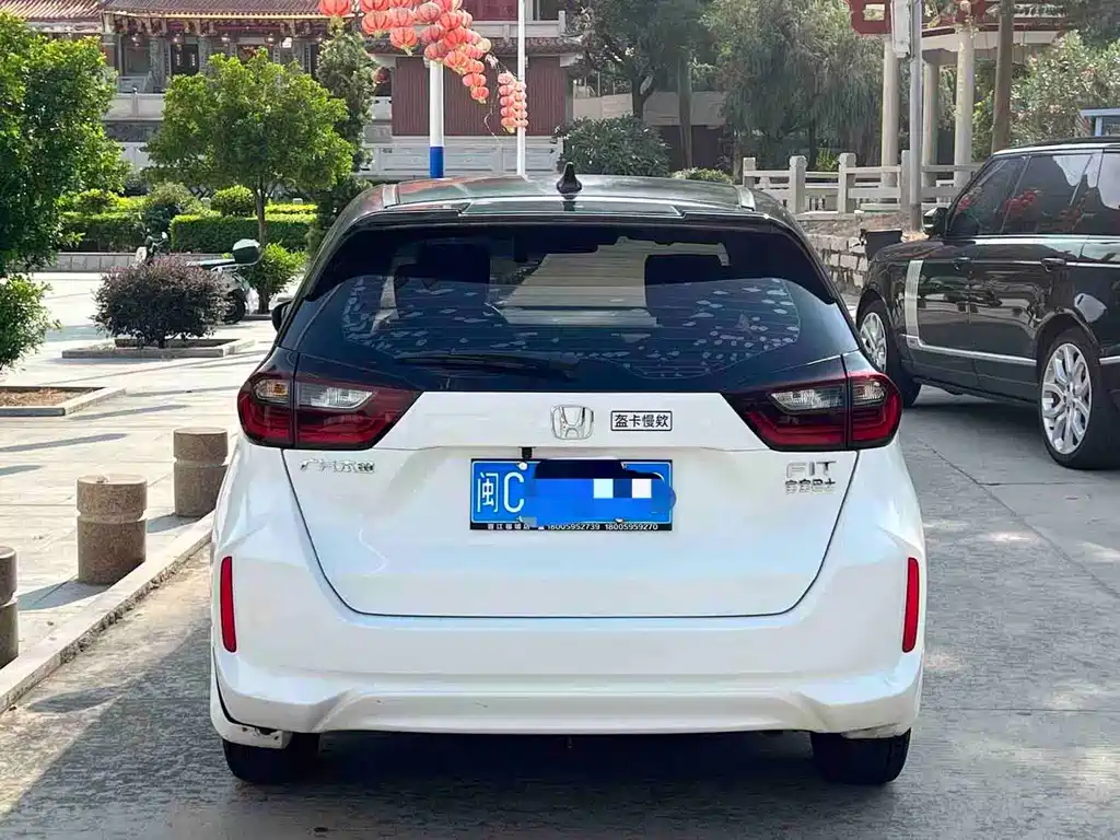 Honda Fit — миниатюра 5