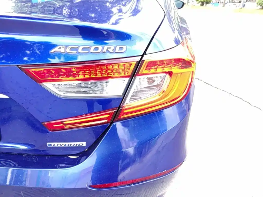Honda Accord — миниатюра 8