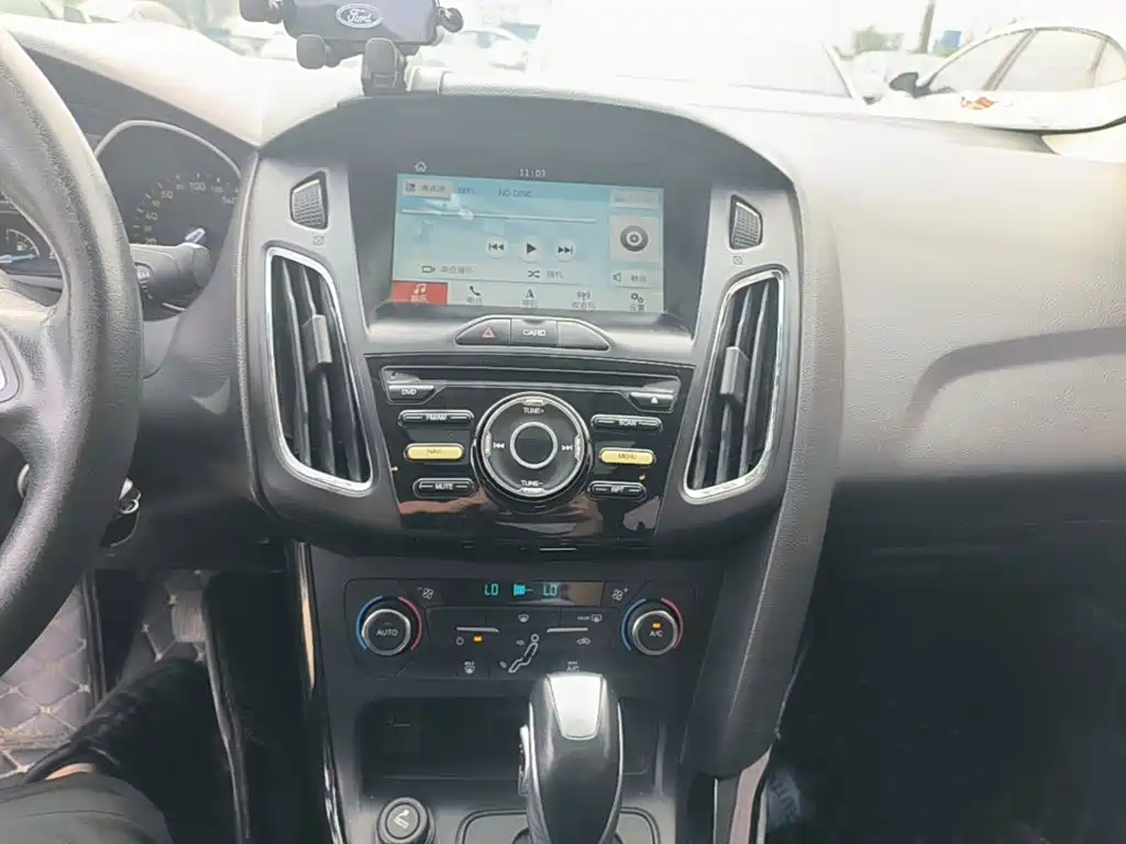 Ford Focus — миниатюра 13