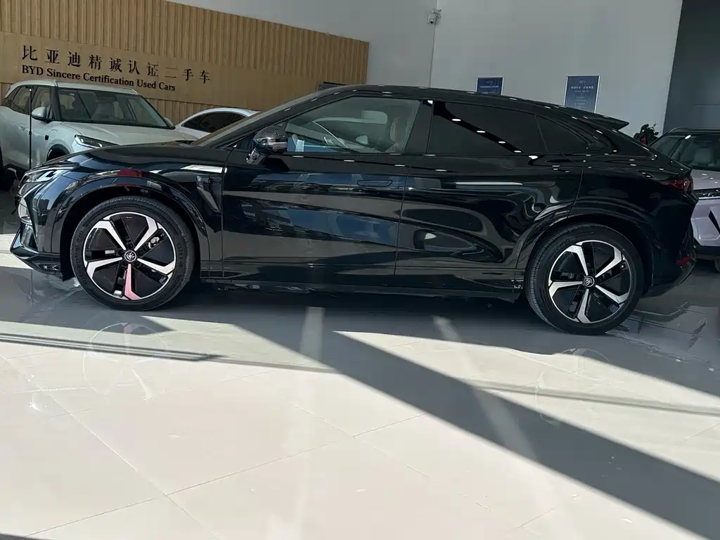 BYD SONG L EV