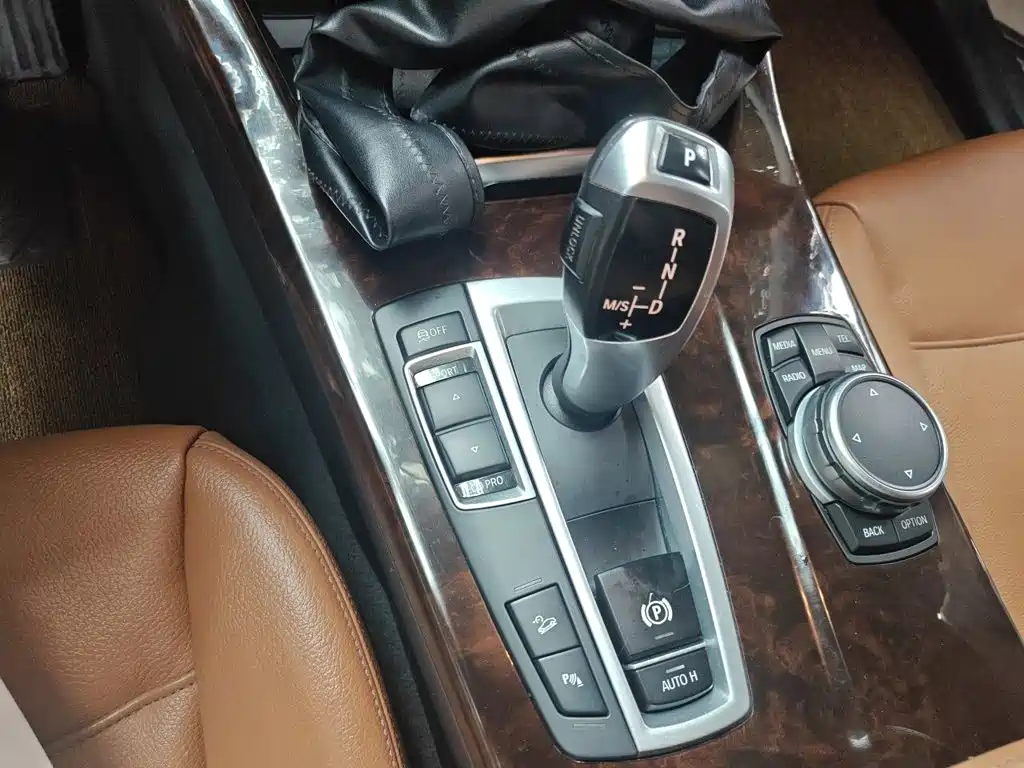 BMW X4 — миниатюра 10