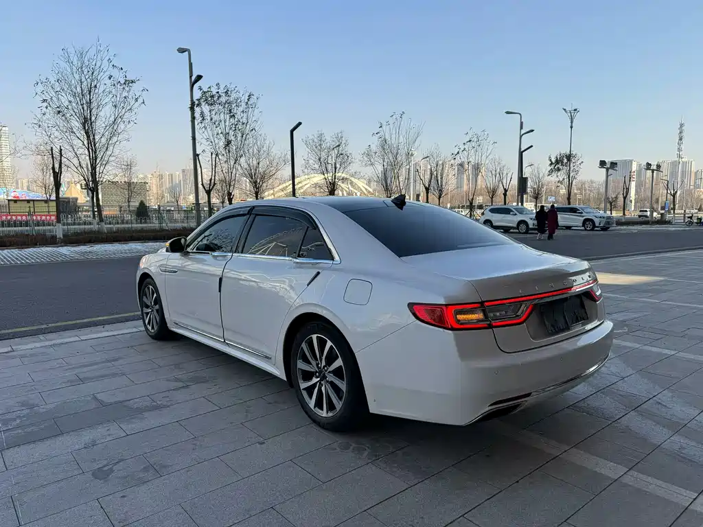 LINCOLN CONTINENTAL
