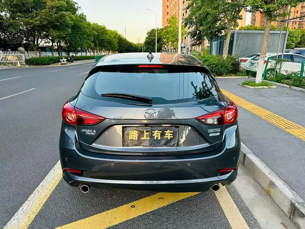 Mazda 3 Axela — миниатюра 5