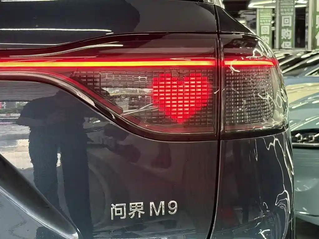 AITO Wenjie AITO M9 — миниатюра 7