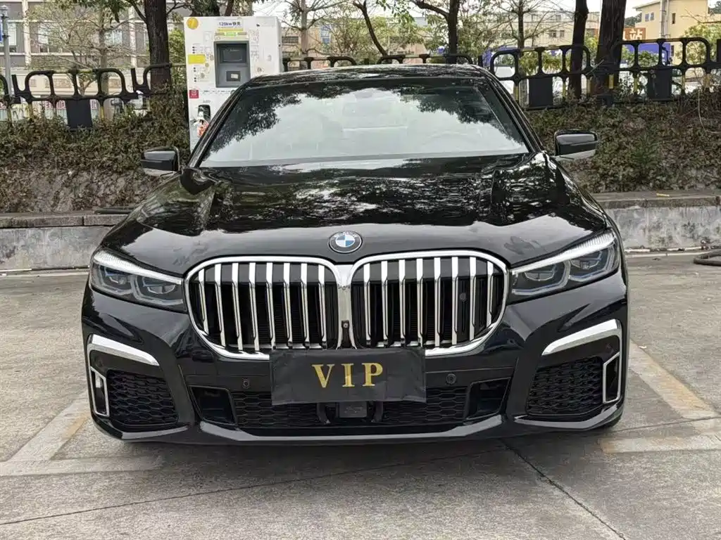 BMW 7 SERIES