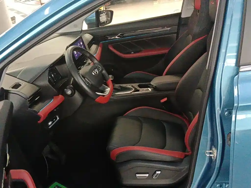 Geely Emgrand S — миниатюра 15