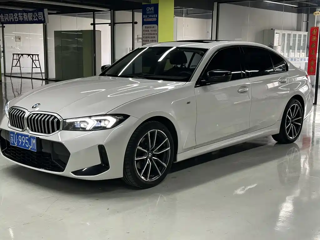 BMW 3 Series 2024