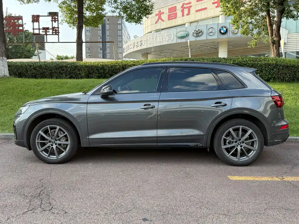 Audi Q5L — миниатюра 3