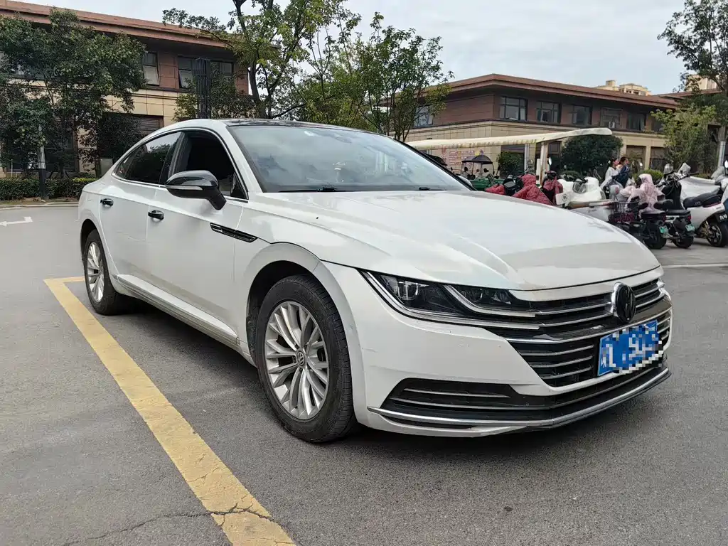 Volkswagen CC — миниатюра 3