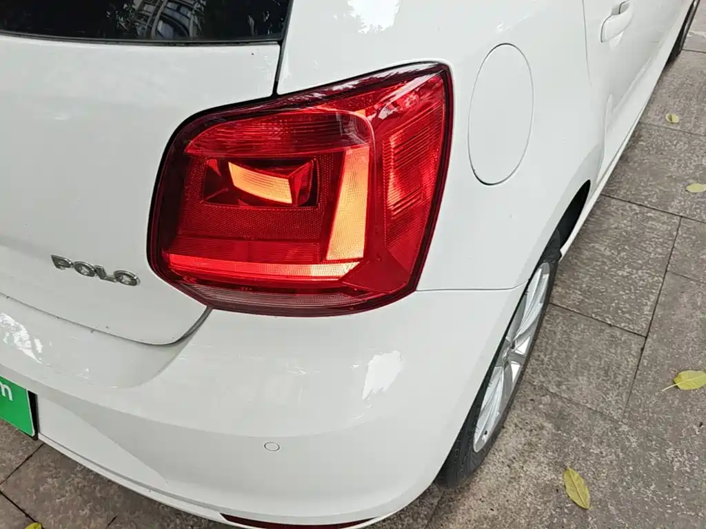 Volkswagen Polo — миниатюра 8