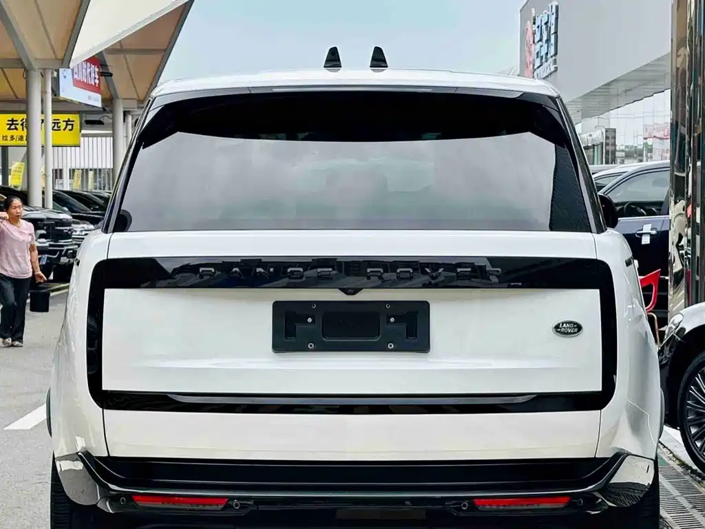 Land Rover Range Rover — миниатюра 3