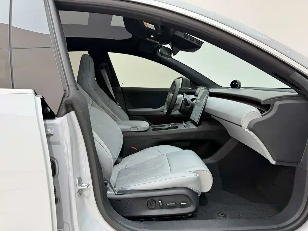 NIO ET5T — миниатюра 18