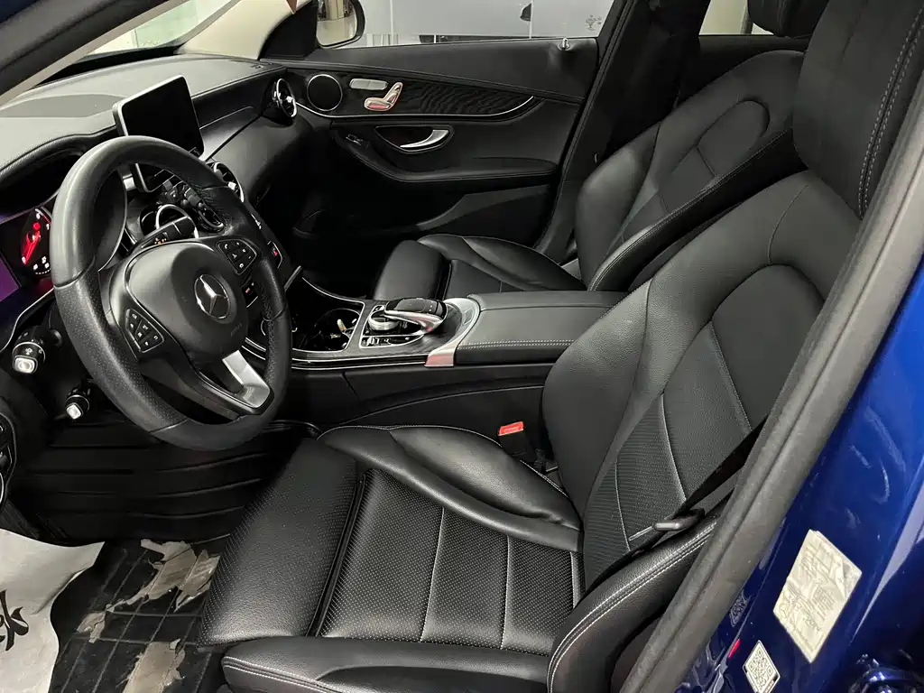 Mercedes-Benz C-Class — миниатюра 5