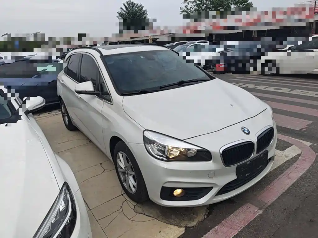 BMW 2 Series Active Tourer — миниатюра 4