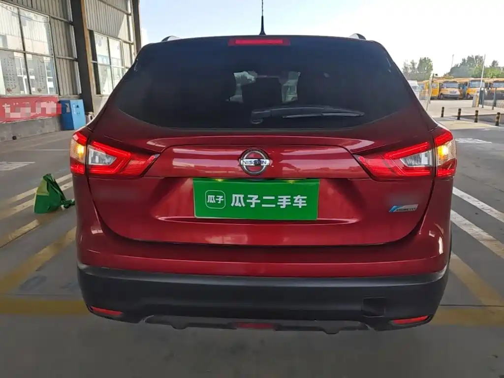 Nissan Qashqai — миниатюра 6