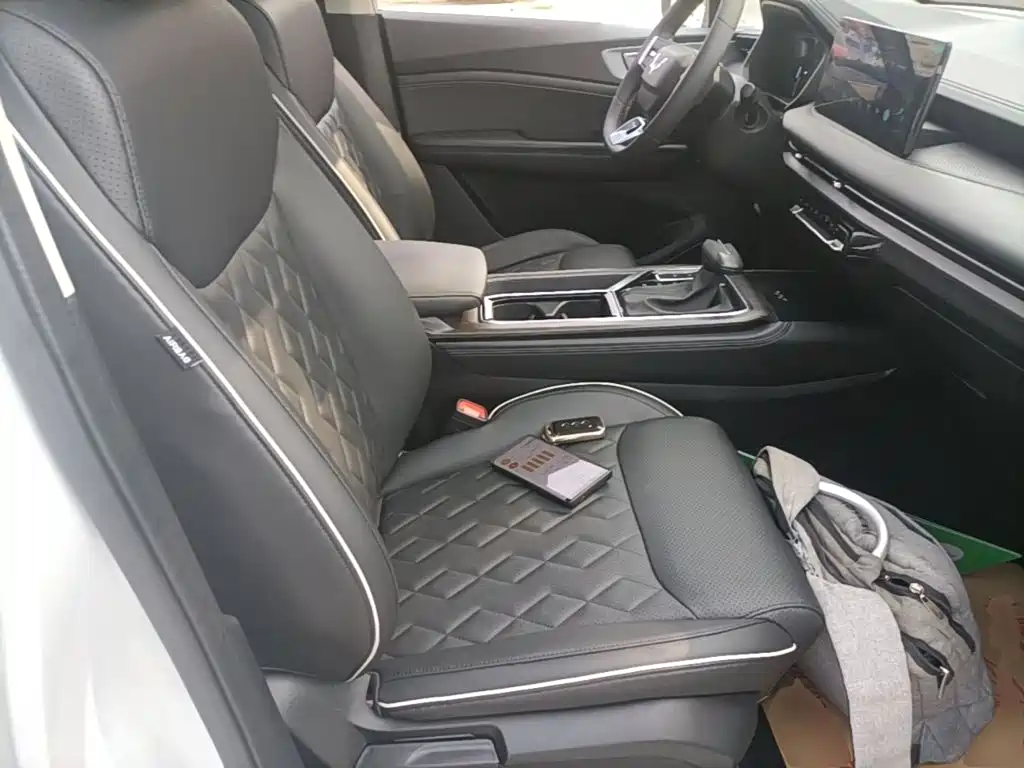 Wuling Jiachen — миниатюра 25