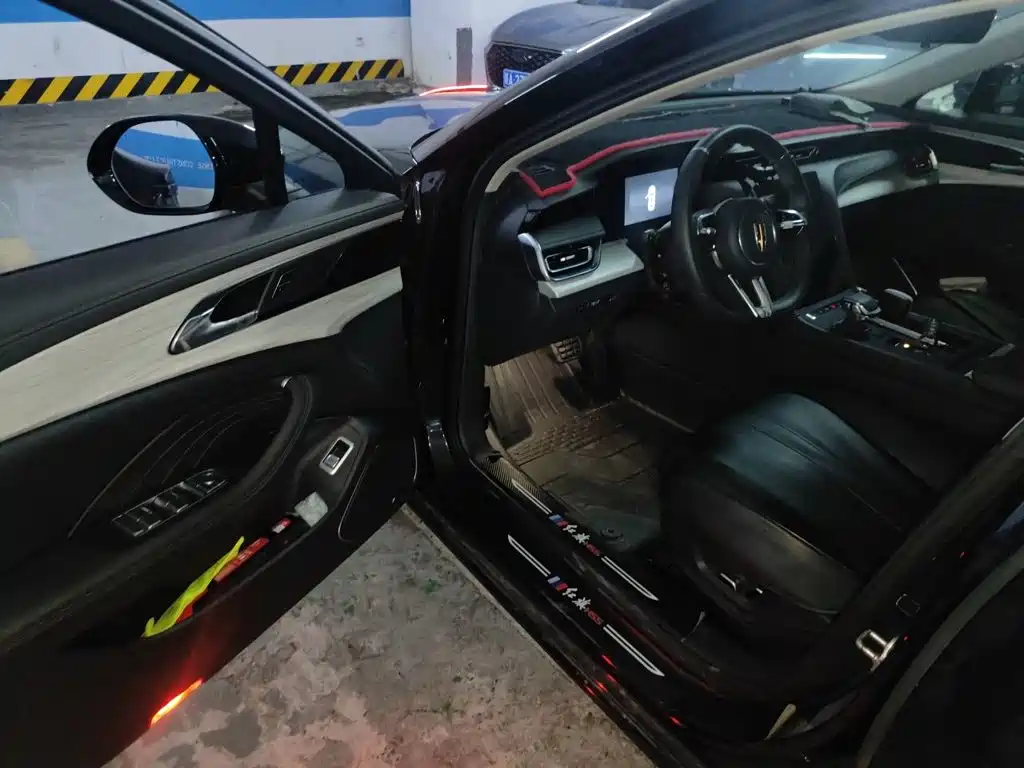 Hongqi Hongqi H5 — миниатюра 17