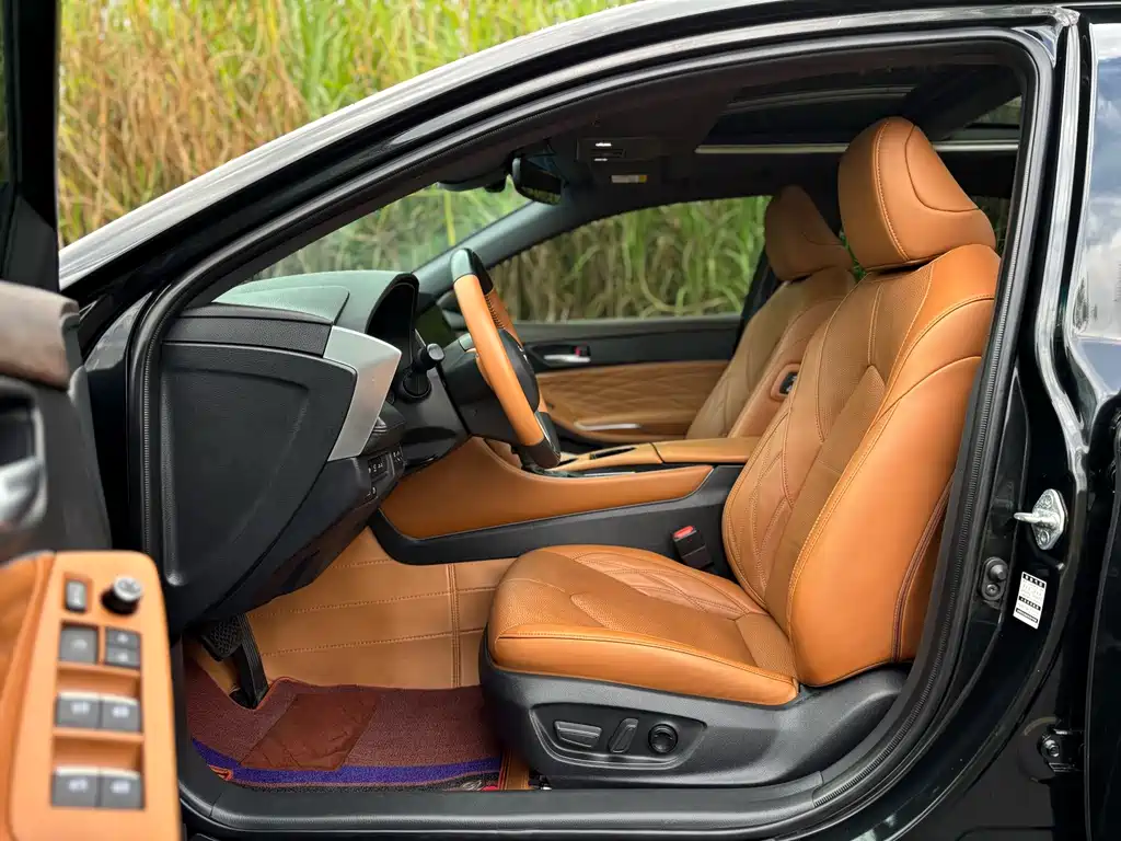 Toyota Avalon — миниатюра 8
