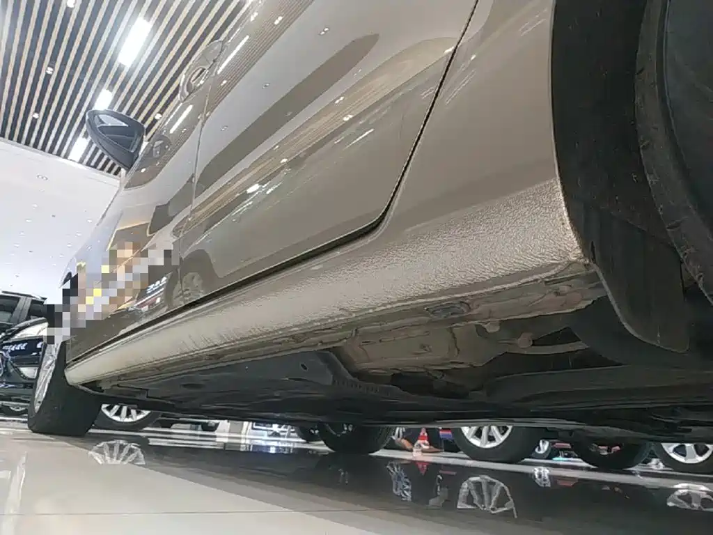 Volkswagen Golf Sportsvan — миниатюра 22