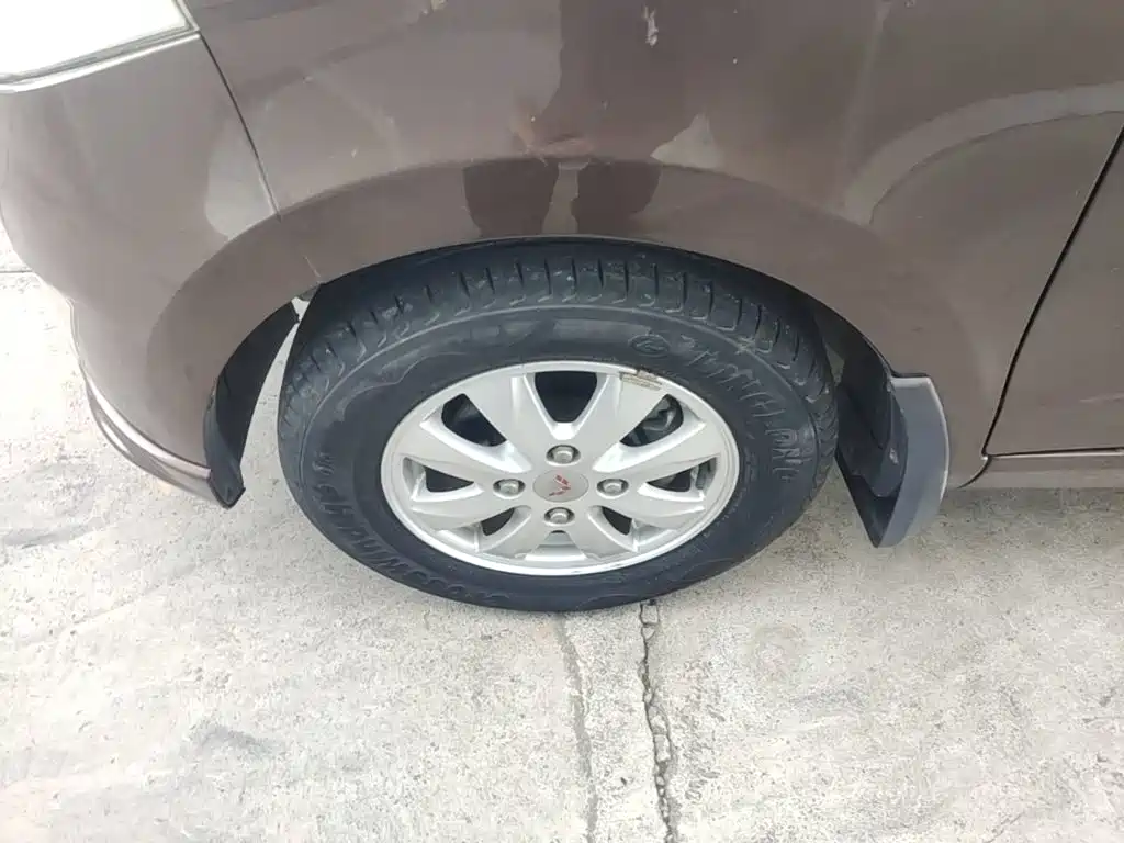 Wuling Hongguang — миниатюра 23