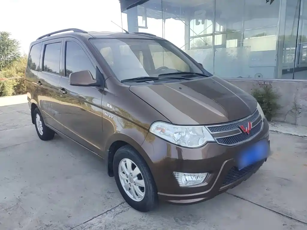 Wuling Hongguang — миниатюра 4