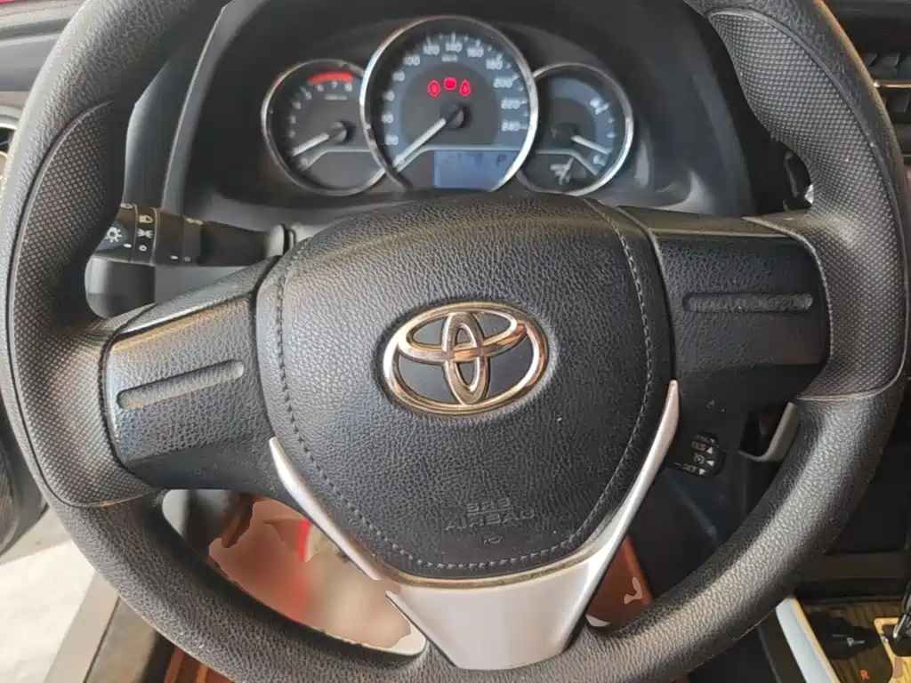 Toyota Corolla — миниатюра 11