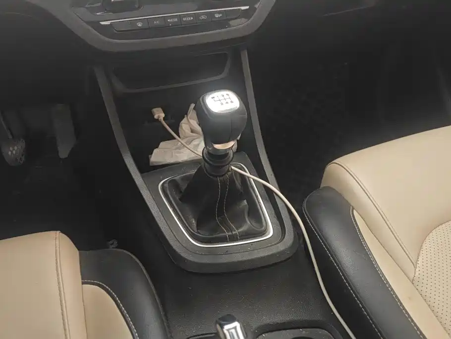 Baojun 360 — миниатюра 16