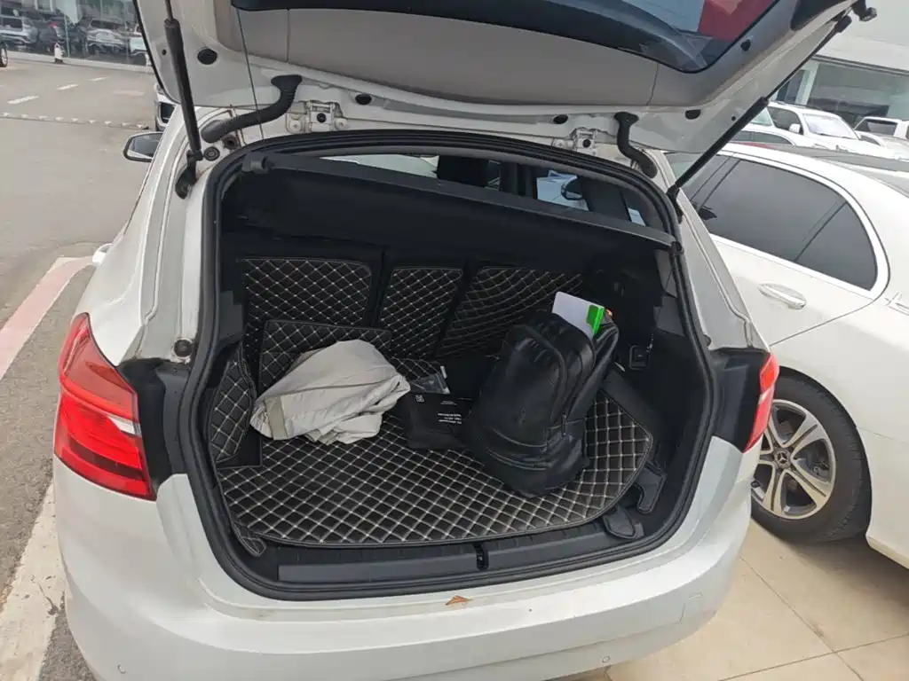 BMW 2 Series Active Tourer — миниатюра 19