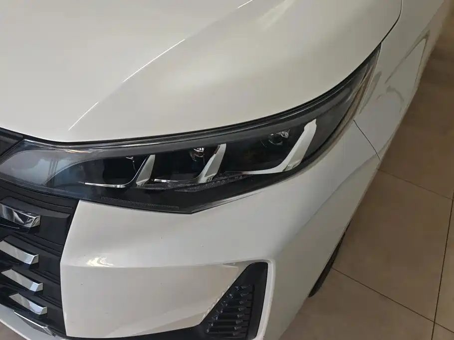 GAC Motor Trumpchi M6 — миниатюра 3