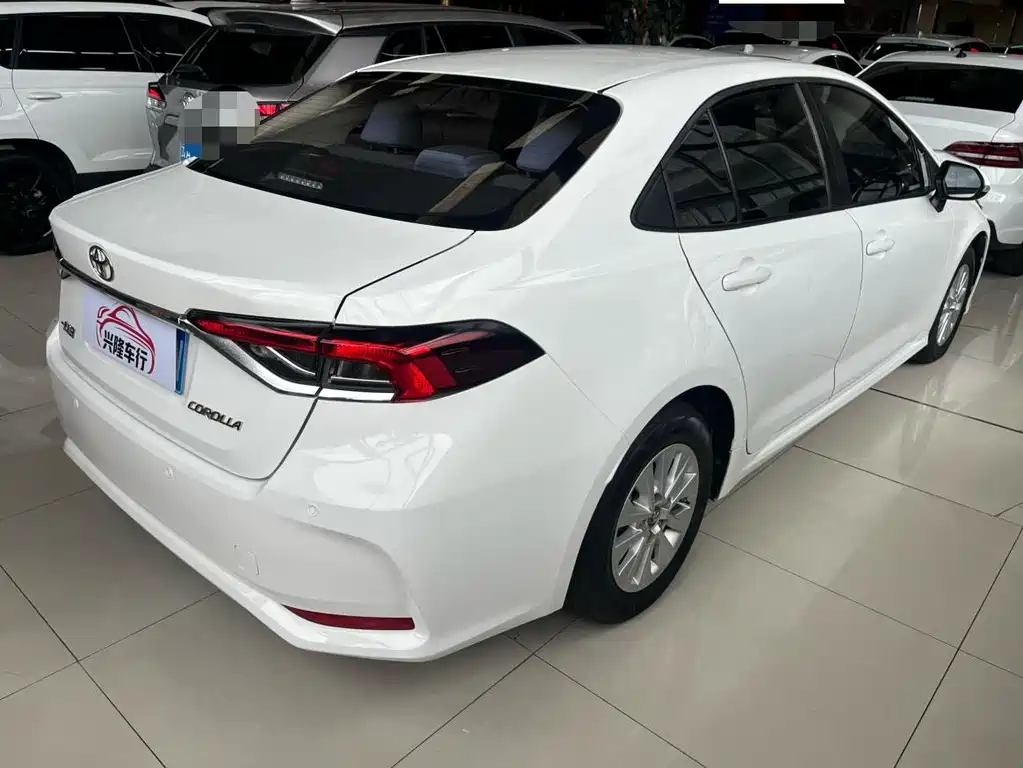 Toyota Corolla — миниатюра 11